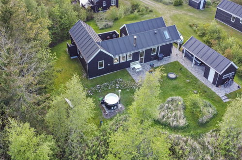 Photo 1 - Maison de 3 chambres à Farsø avec terrasse et bain à remous