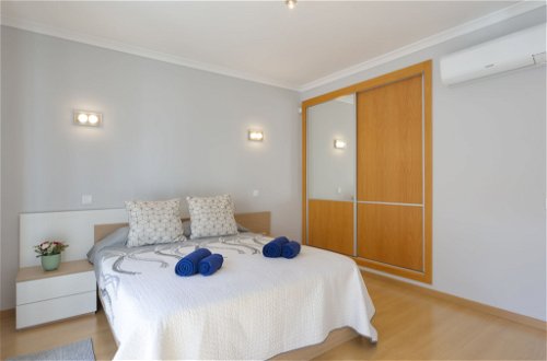 Photo 17 - 4 bedroom House in Albufeira with private pool and sea view