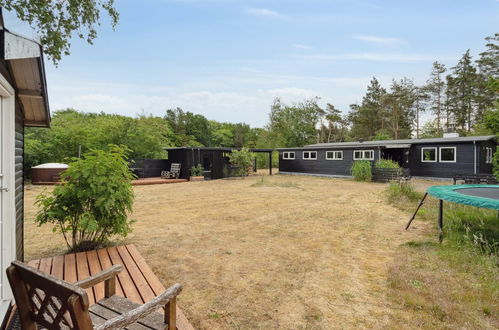 Foto 19 - Casa de 3 quartos em Spøttrup com terraço e banheira de hidromassagem