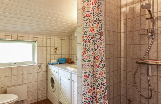 "Halli" - 700m from the sea - Foto 16