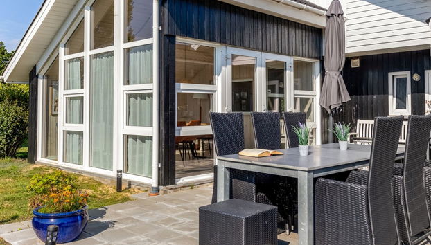 Maison de 2 chambres à Tarm avec terrasse et bain à remous - Photo 5