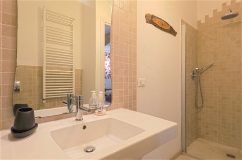 Foto 17 - Apartment mit 1 Schlafzimmer in Bucine mit schwimmbad und garten