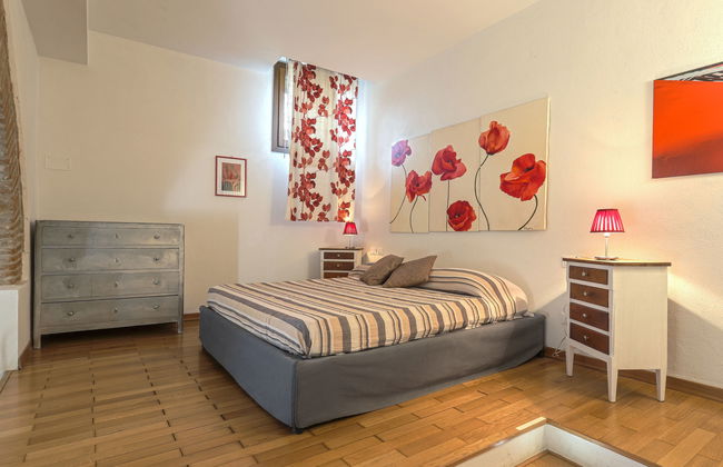 Apartamento de 2 quartos em Bucine com piscina e jardim - Foto 13