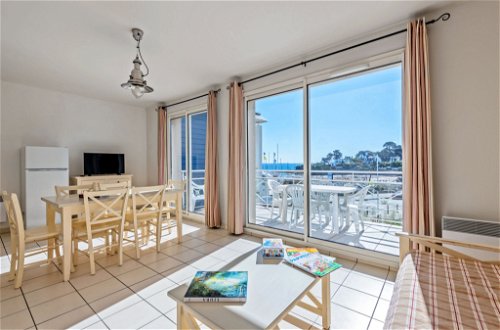 Foto 6 - Apartamento de 3 habitaciones en Plougonvelin con piscina y vistas al mar