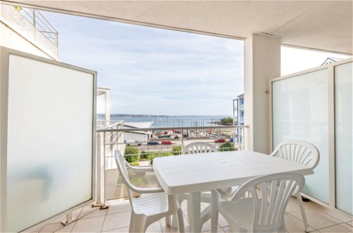 Foto 17 - Apartamento de 3 habitaciones en Plougonvelin con piscina y vistas al mar