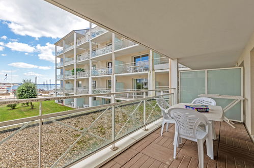 Foto 18 - Apartment mit 3 Schlafzimmern in Plougonvelin mit schwimmbad und blick aufs meer