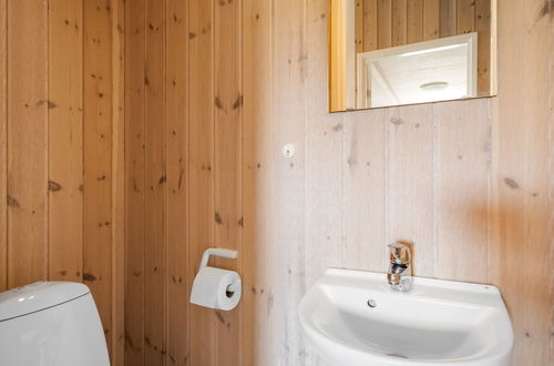 Foto 14 - Casa de 3 quartos em Løkken com terraço e sauna
