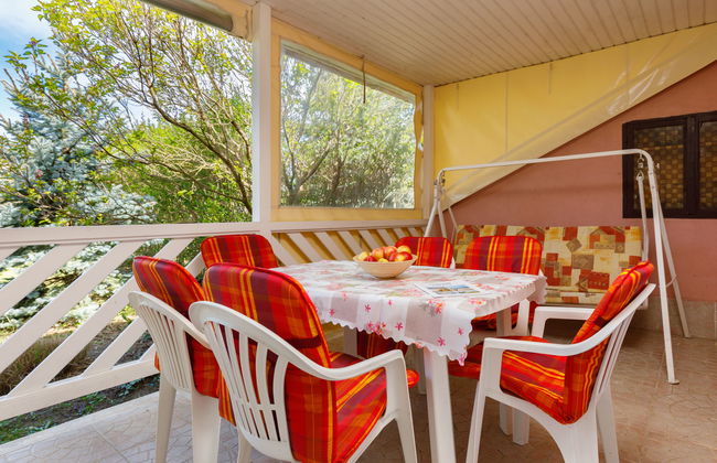 Apartamento de 2 quartos em Balatonlelle com jardim e terraço - Foto 2