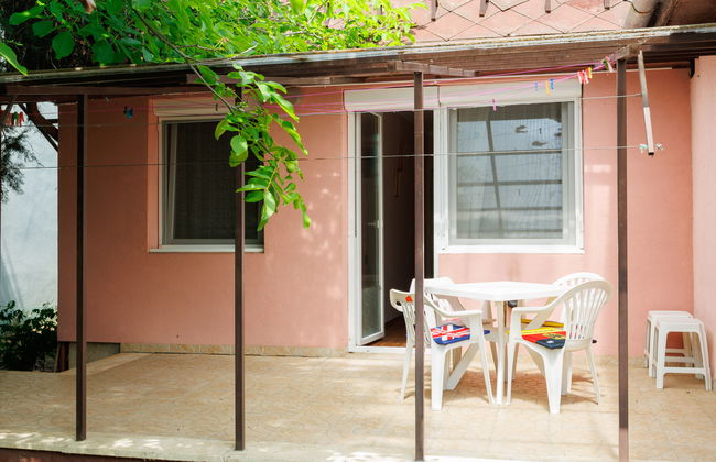 2 bedroom Apartment in Balatonlelle with garden and terrace - Photo 16