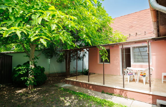 2 bedroom Apartment in Balatonlelle with garden and terrace - Photo 17