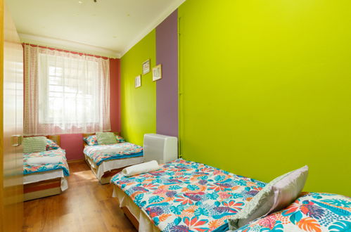 Foto 8 - Apartamento de 2 quartos em Balatonlelle com jardim e terraço