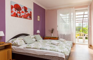 Foto 3 - Apartamento de 2 quartos em Balatonlelle com jardim e terraço
