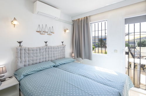 Foto 3 - Appartamento con 1 camera da letto a Torremolinos con piscina e vista mare