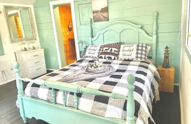 Muskoka Lake Cottages - Photo 6