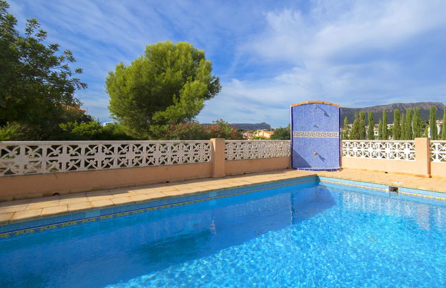 Casa de 4 quartos em Calp com piscina privada e jardim - Foto 19