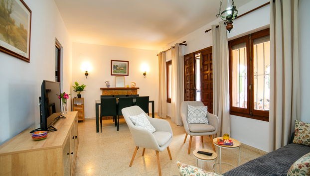 Casa de 4 quartos em Calp com piscina privada e jardim - Foto 2