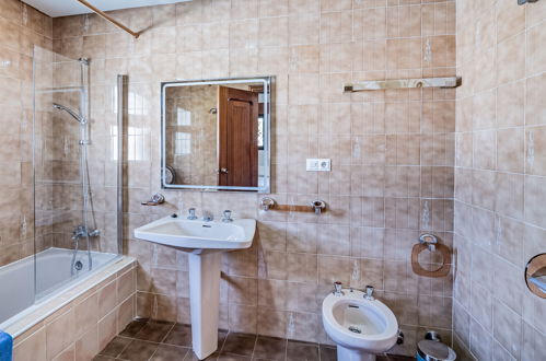 Foto 15 - Casa con 4 camere da letto a Marbella con piscina privata e vista mare