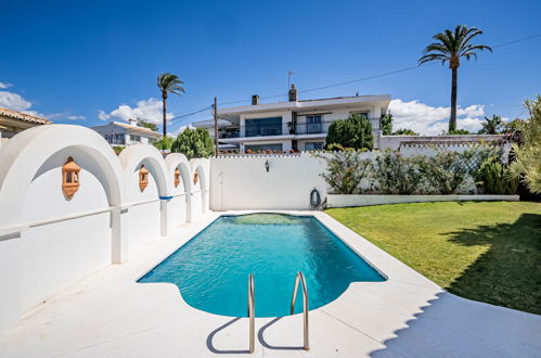 Foto 25 - Casa con 4 camere da letto a Marbella con piscina privata e vista mare