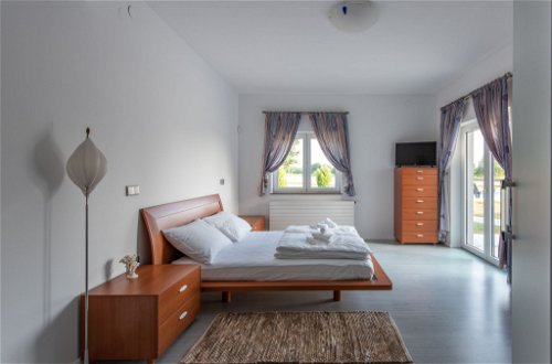 Foto 25 - Casa con 7 camere da letto a Ivanić-Grad con piscina privata e terrazza