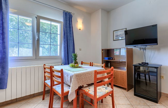 Apartment mit 2 Schlafzimmern in Poreč mit schwimmbad und garten - Foto 14