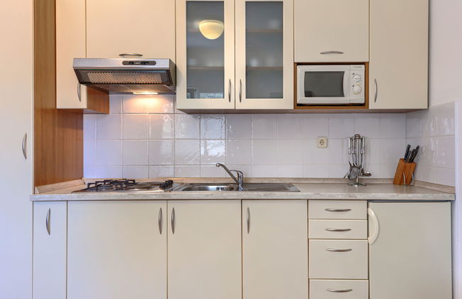 Apartment mit 2 Schlafzimmern in Poreč mit schwimmbad und garten - Foto 10