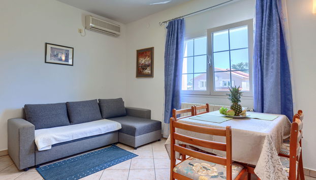 Apartment mit 2 Schlafzimmern in Poreč mit schwimmbad und garten - Foto 5