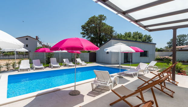 Apartment mit 2 Schlafzimmern in Poreč mit schwimmbad und garten - Foto 3