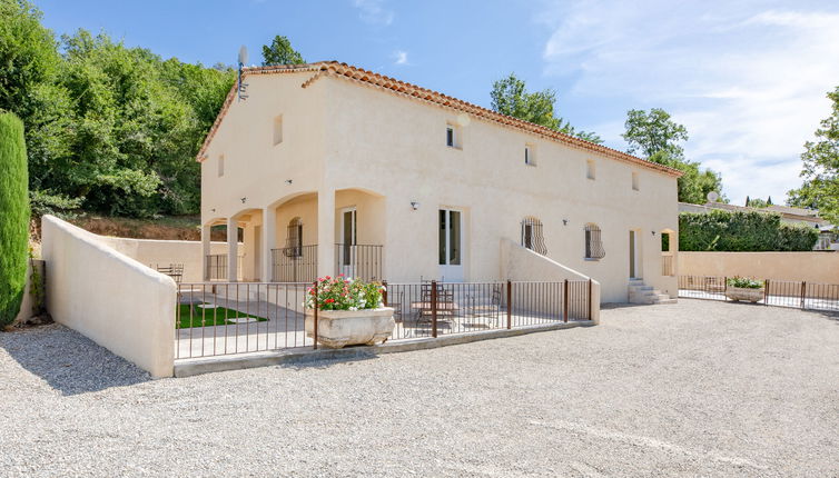 Photo 1 - Maison de 4 chambres à Bauduen avec jardin et vues sur la montagne