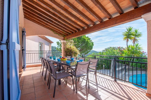 Photo 2 - Maison de 5 chambres à Cavalaire-sur-Mer avec piscine privée et jardin