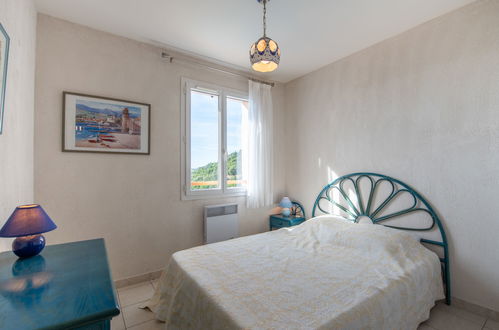 Foto 26 - Casa con 5 camere da letto a Cavalaire-sur-Mer con piscina privata e vista mare