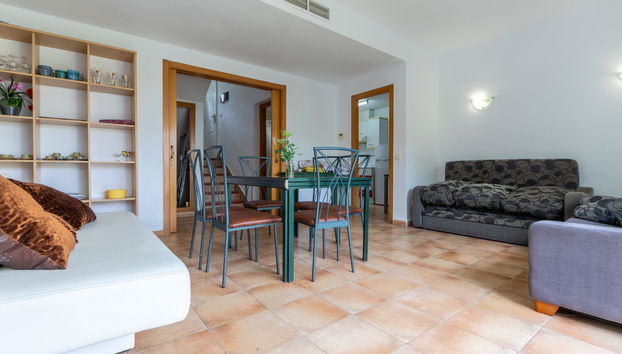 Haus mit 4 Schlafzimmern in Salou mit schwimmbad und garten - Foto 2