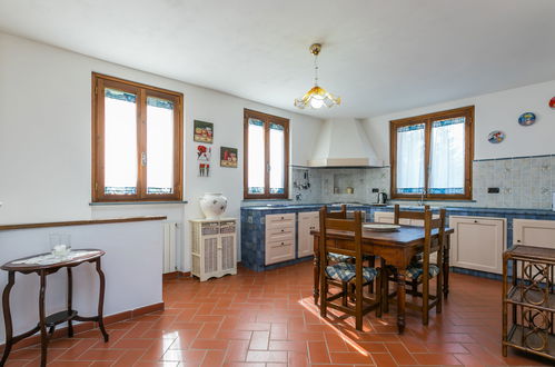 Photo 17 - 4 bedroom House in Cecina with private pool and sea view