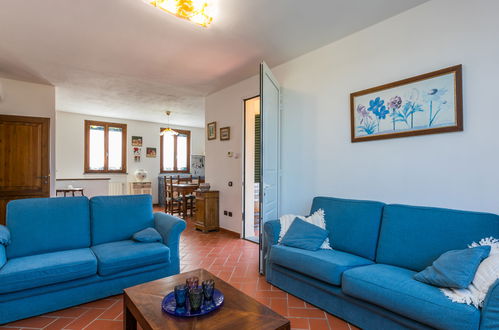 Foto 10 - Casa con 4 camere da letto a Cecina con piscina privata e vista mare