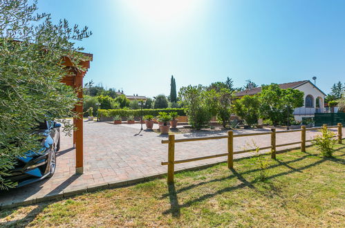 Foto 63 - Casa de 4 quartos em Cecina com piscina privada e vistas do mar