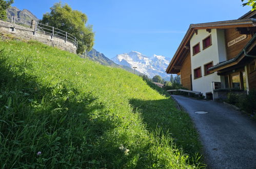 Photo 17 - Apartment in Lauterbrunnen with garden and mountain view
