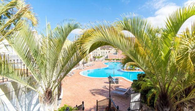 2 bedroom Apartment in Arona with swimming pool and garden - Photo 5