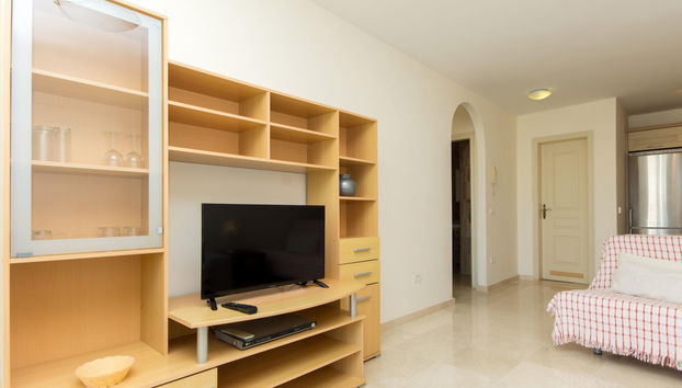 2 bedroom Apartment in Arona with swimming pool and garden - Photo 3