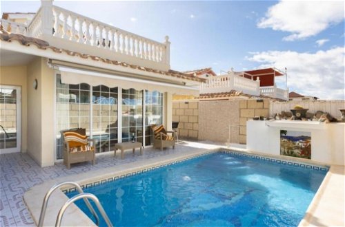 Foto 1 - Casa de 3 quartos em Arona com piscina privada e vistas do mar