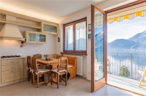 Foto 9 - Apartment mit 1 Schlafzimmer in Bellano mit blick auf die berge