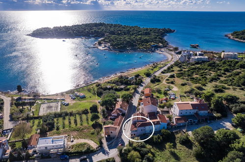 Photo 24 - Appartement en Pula avec terrasse et vues à la mer