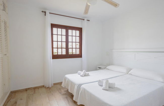 Apartamento de 4 quartos em Alaior com piscina e jardim - Foto 8