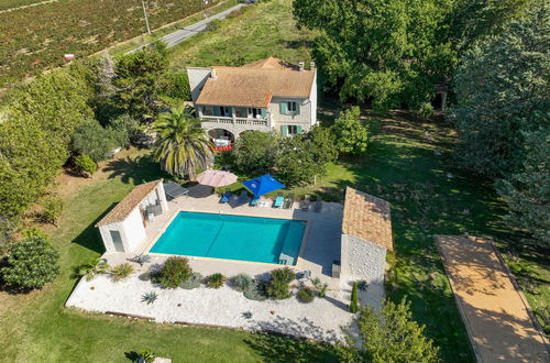 Foto 33 - Casa con 5 camere da letto a Uzès con piscina privata e giardino