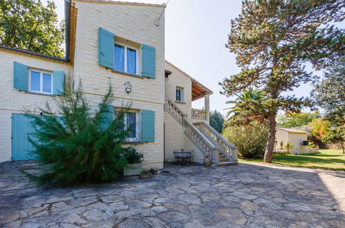 Foto 32 - Casa de 5 quartos em Uzès com piscina privada e jardim