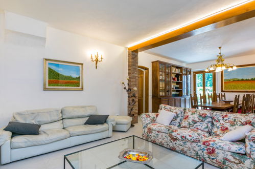 Photo 6 - 4 bedroom House in Vicchio with private pool and garden