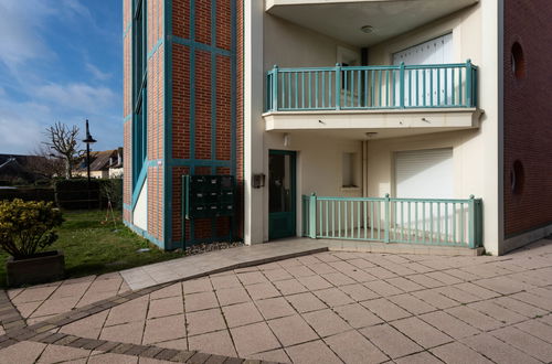 Photo 17 - Appartement de 2 chambres à Dives-sur-Mer avec piscine et terrasse