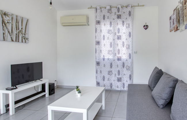 Apartment mit 2 Schlafzimmern in Évenos mit garten und terrasse - Foto 4