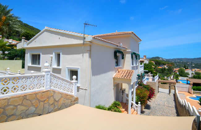 Casa de 5 quartos em Calp com piscina privada e terraço - Foto 38
