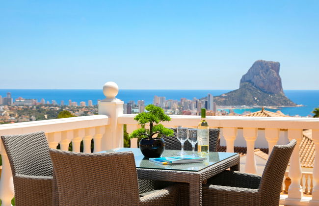Casa de 5 quartos em Calp com piscina privada e terraço - Foto 3