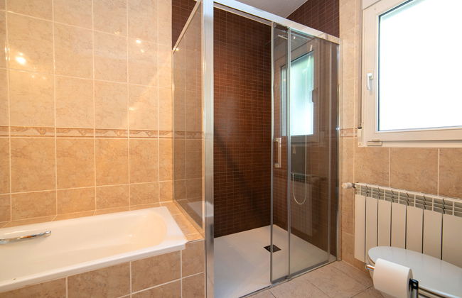 Casa de 5 quartos em Calp com piscina privada e terraço - Foto 19