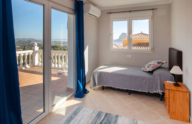 Casa de 5 quartos em Calp com piscina privada e terraço - Foto 5